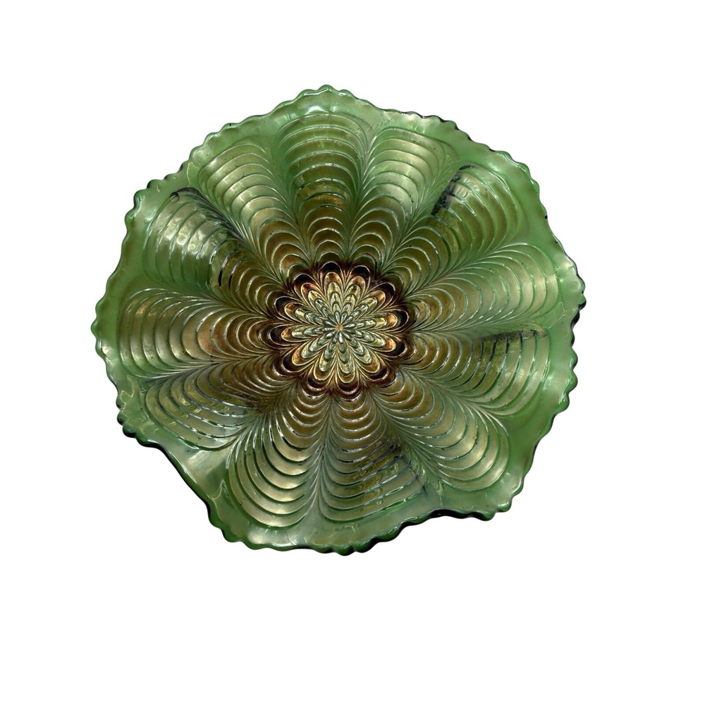 Antique Fenton Feathered Rays Green Carnival Glass 7" Ruffled Bowl Scarce